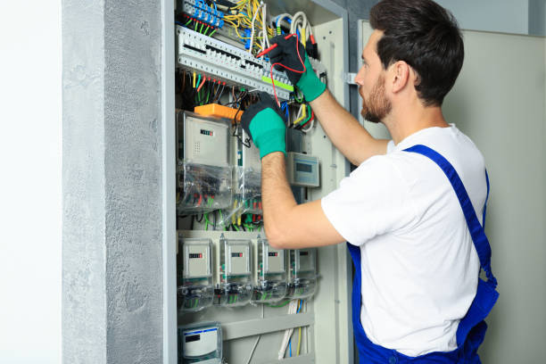 Professional Electrician in Dover, FL